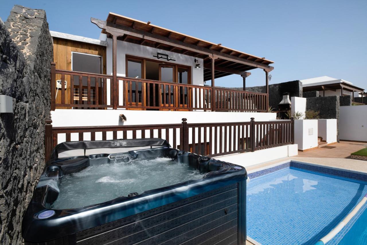 Villa Peaky Playa Blanca  Exterior photo